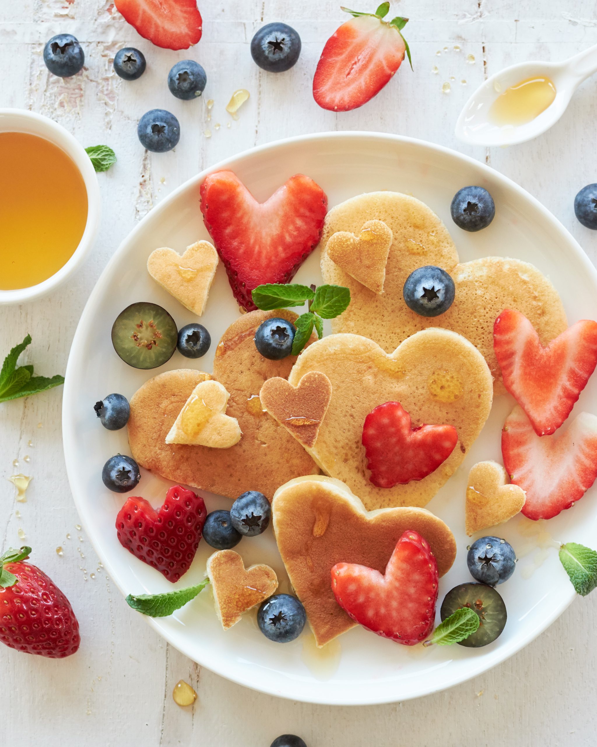PANCAKES DI SAN VALENTINO CON YOGURT GRECO
