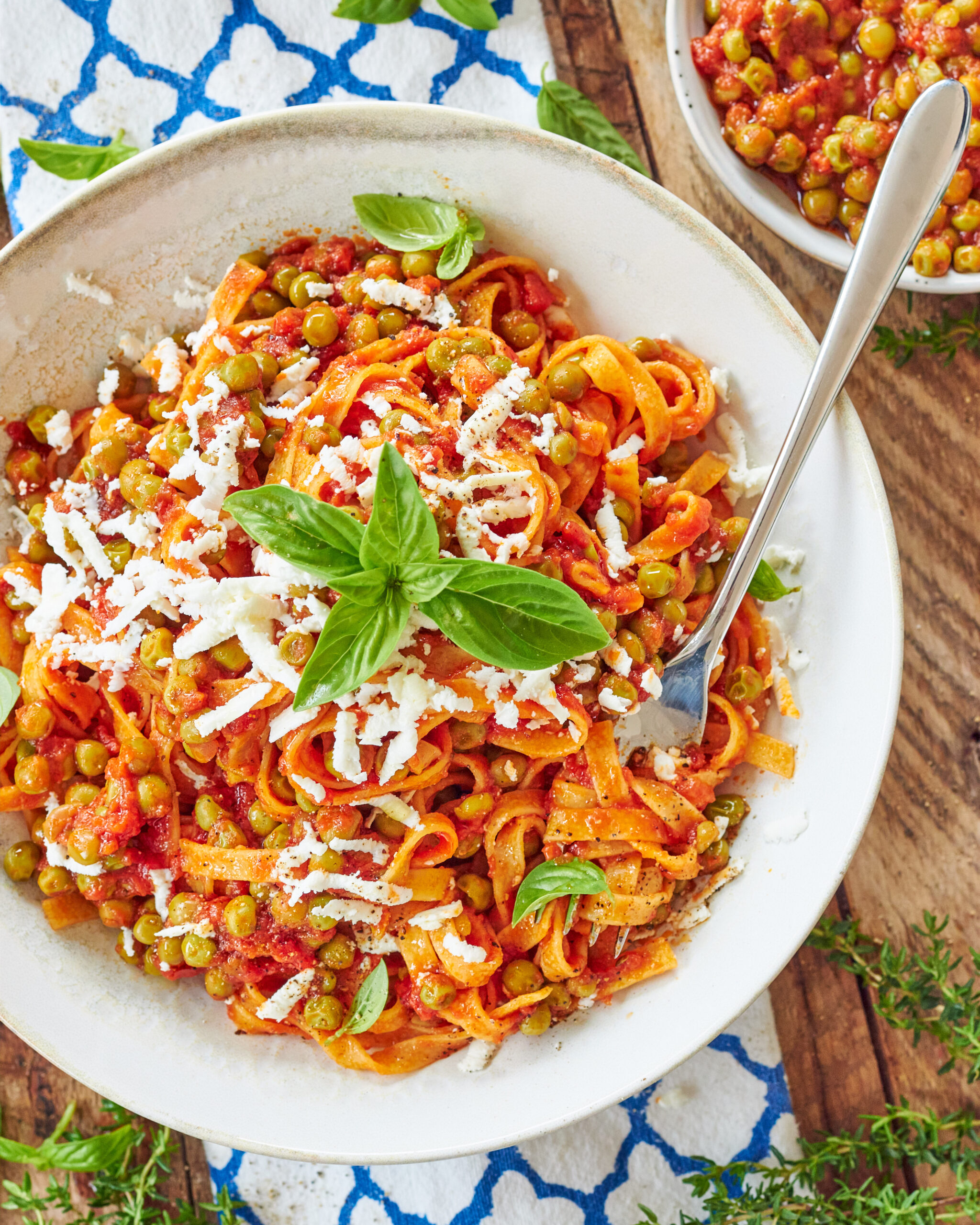 Tagliatelle con sugo di piselli e feta Zorbas