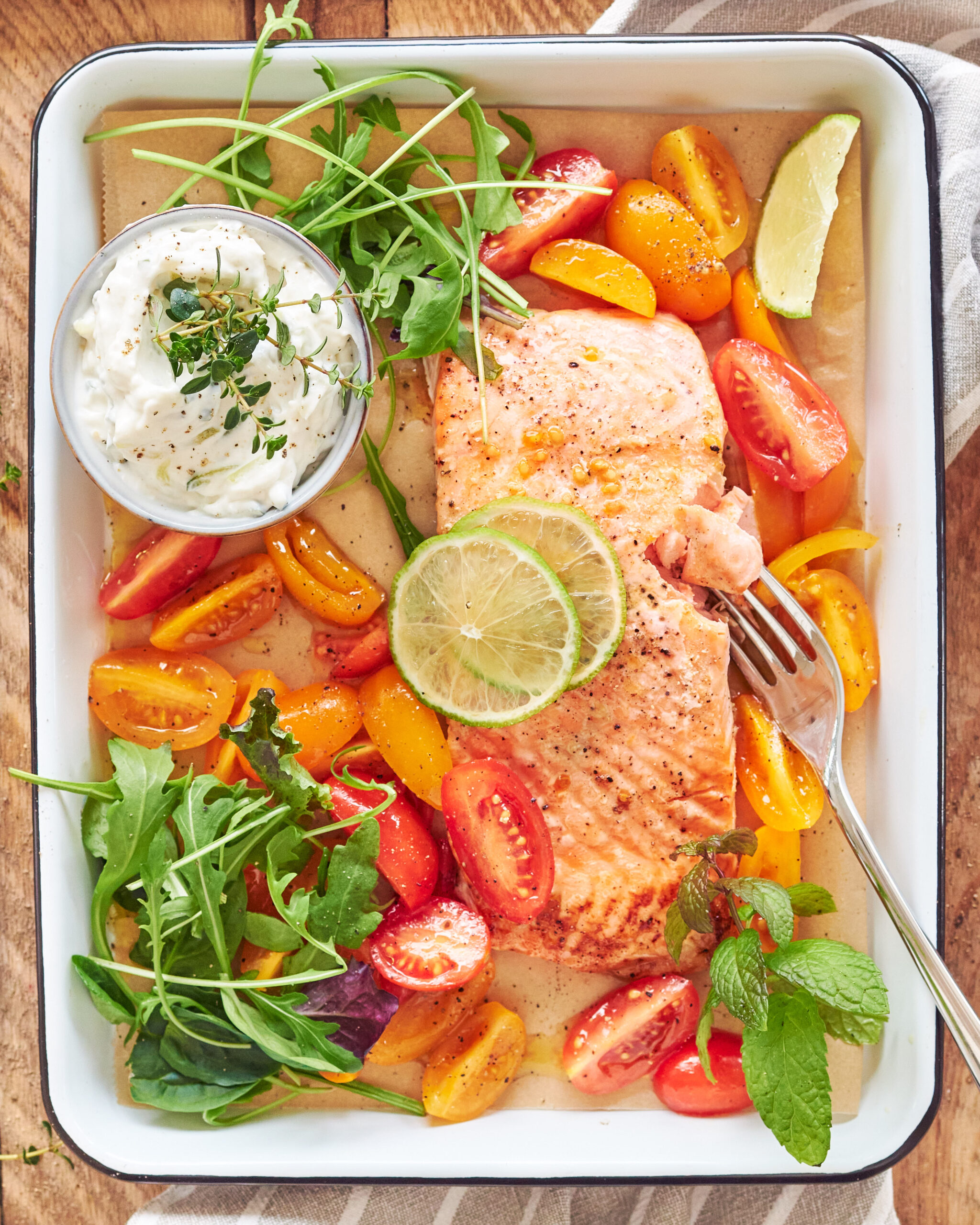 Salmone al forno con tzatziki Zorbas