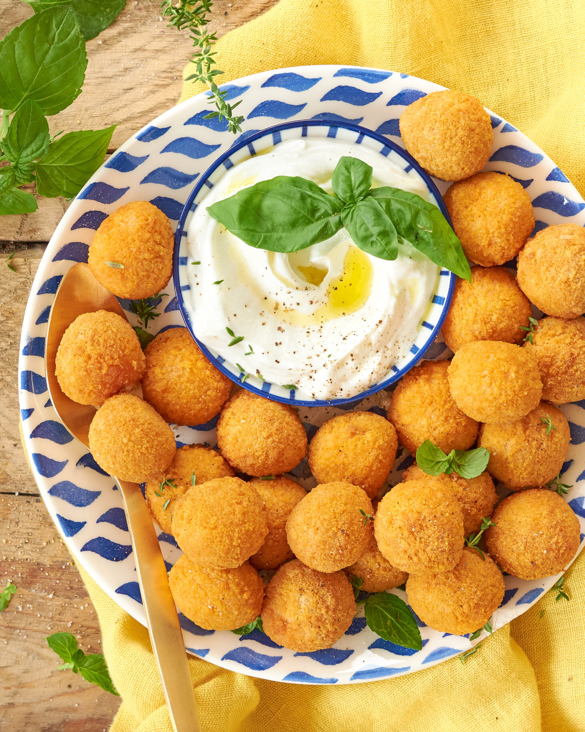 Mozzarelline filanti da abbinare a yogurt greco Zorbas
