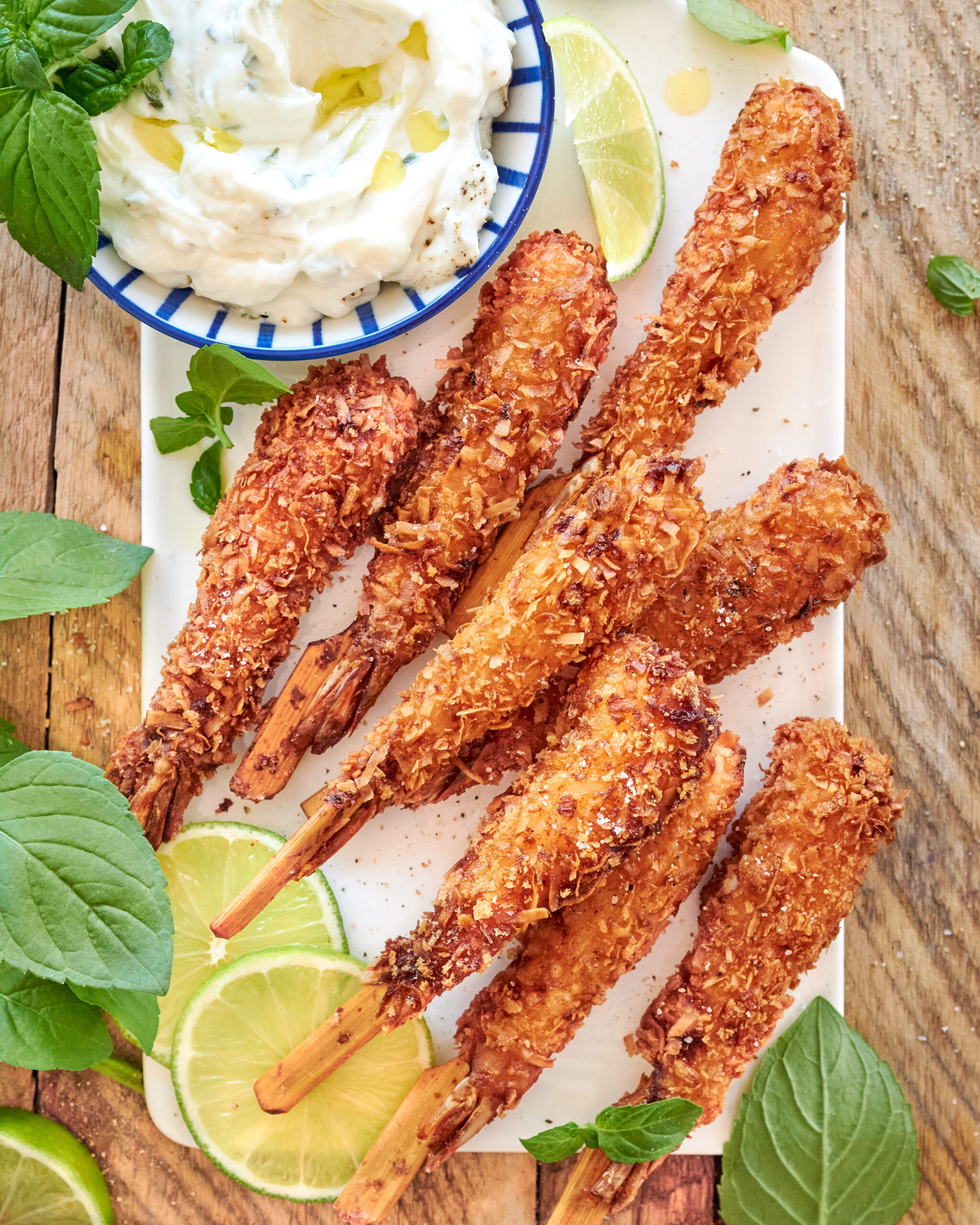 Spiedini di gamberi al cocco con Tzatziki Zorbas