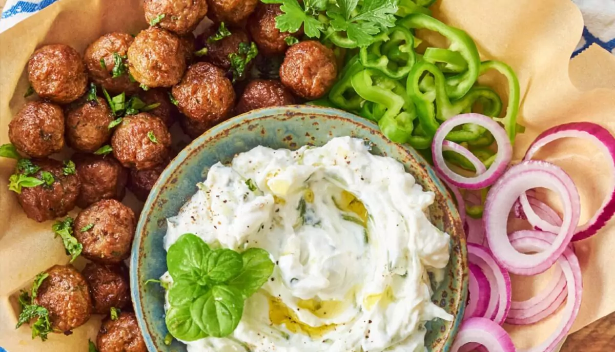 mini-polpette-con-tzatziki-zorbas
