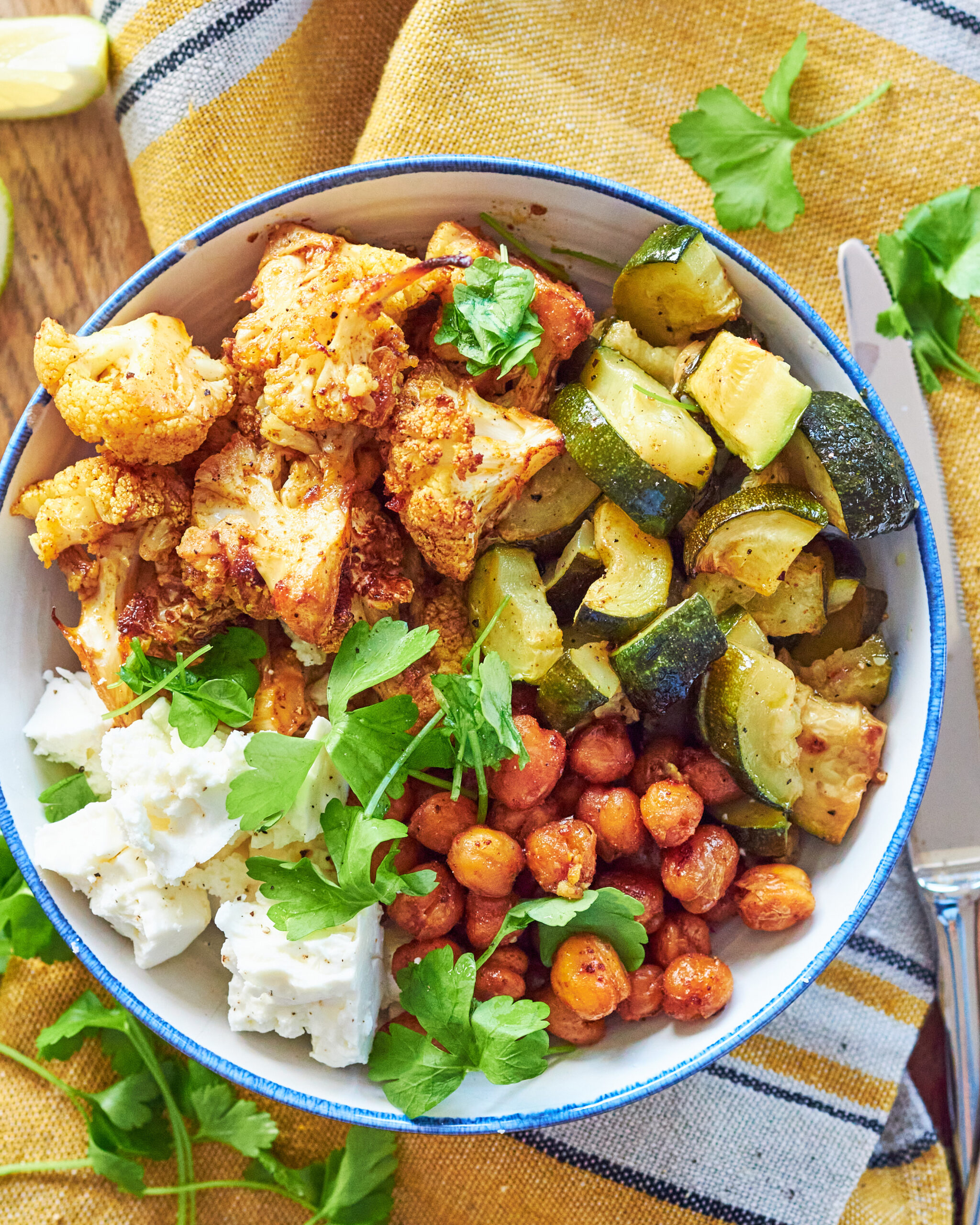 Bowl con verdure al forno e Feta Zorbas