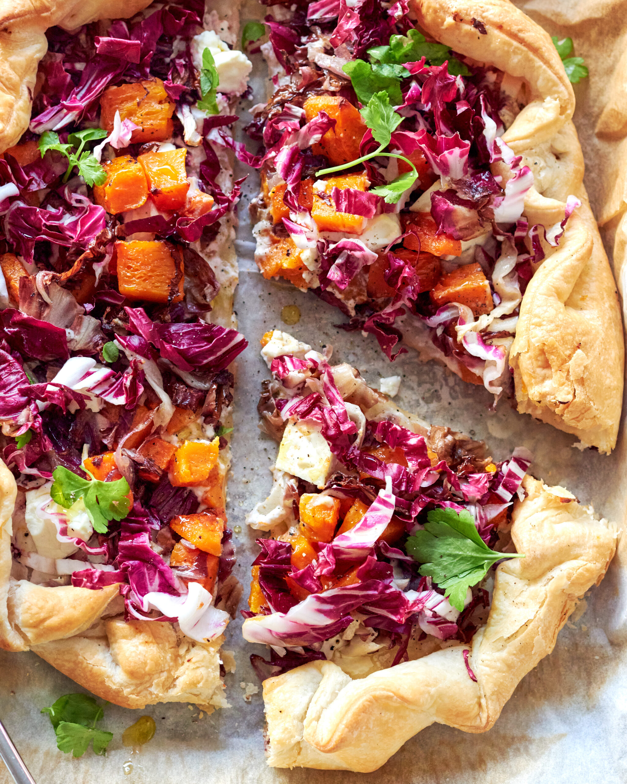 Torta salata con zucca, radicchio e Feta Zorbas
