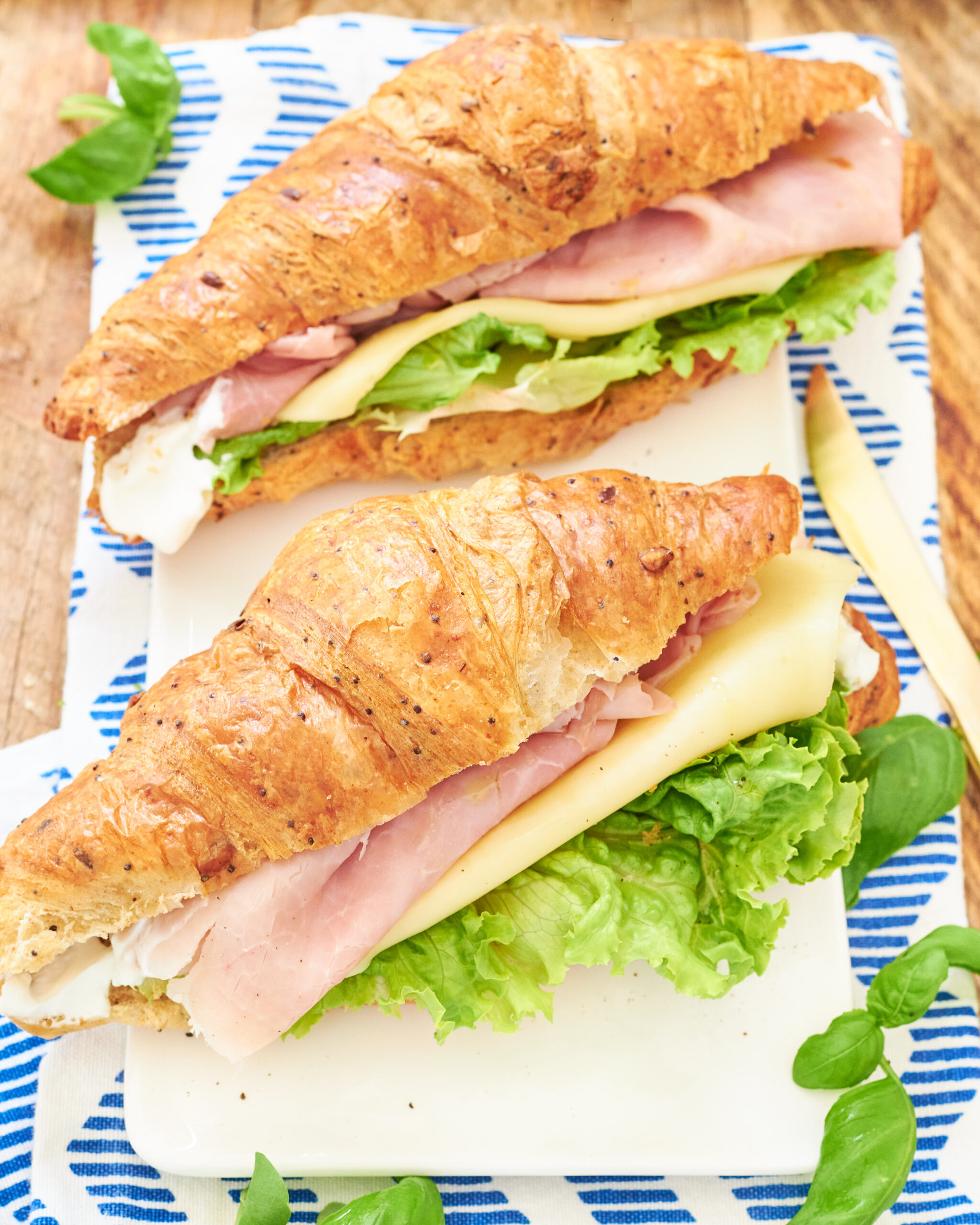 Croissant farciti con yogurt greco Zorbas