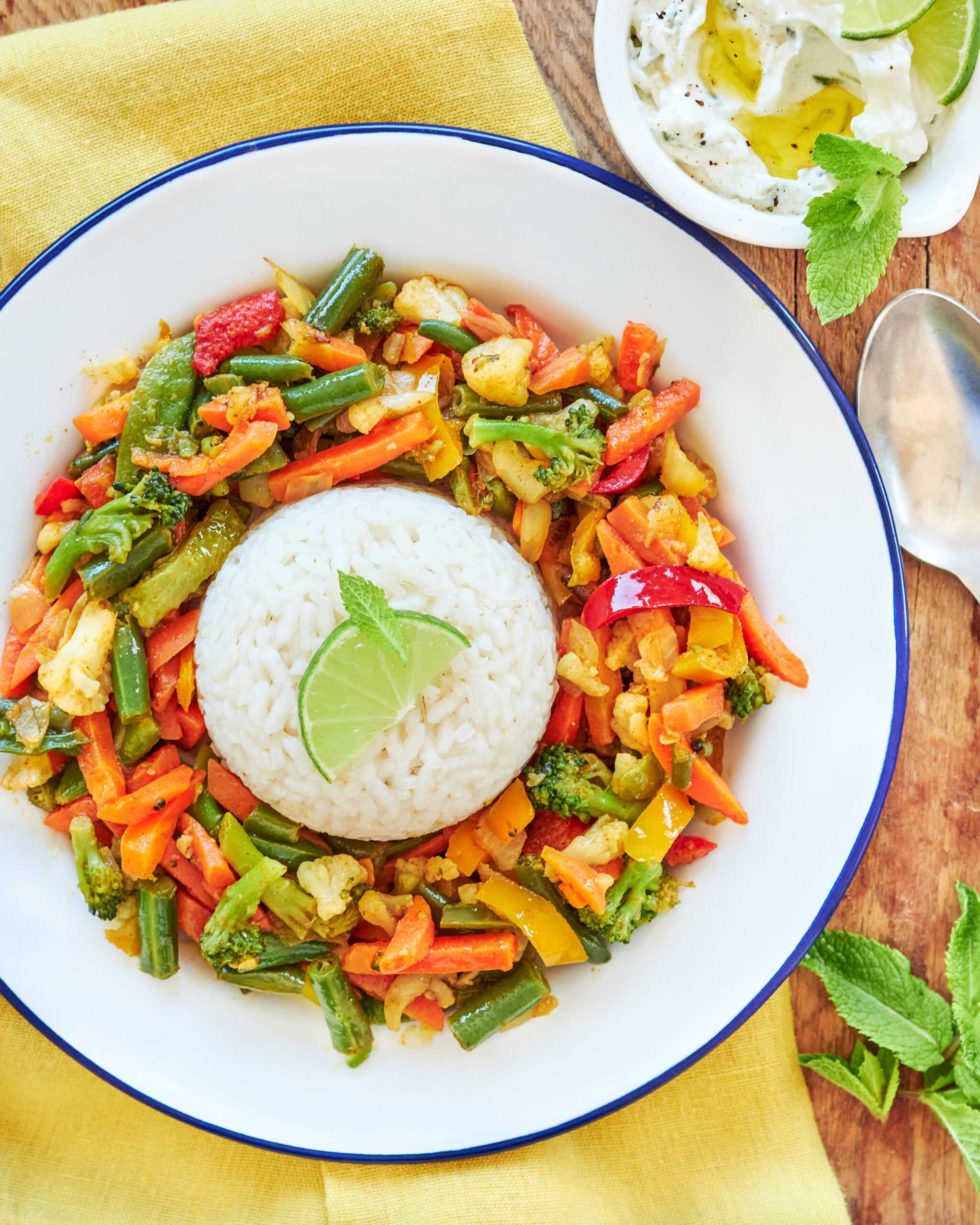 Verdure speziate con riso basmati e Tzatziki Zorbas