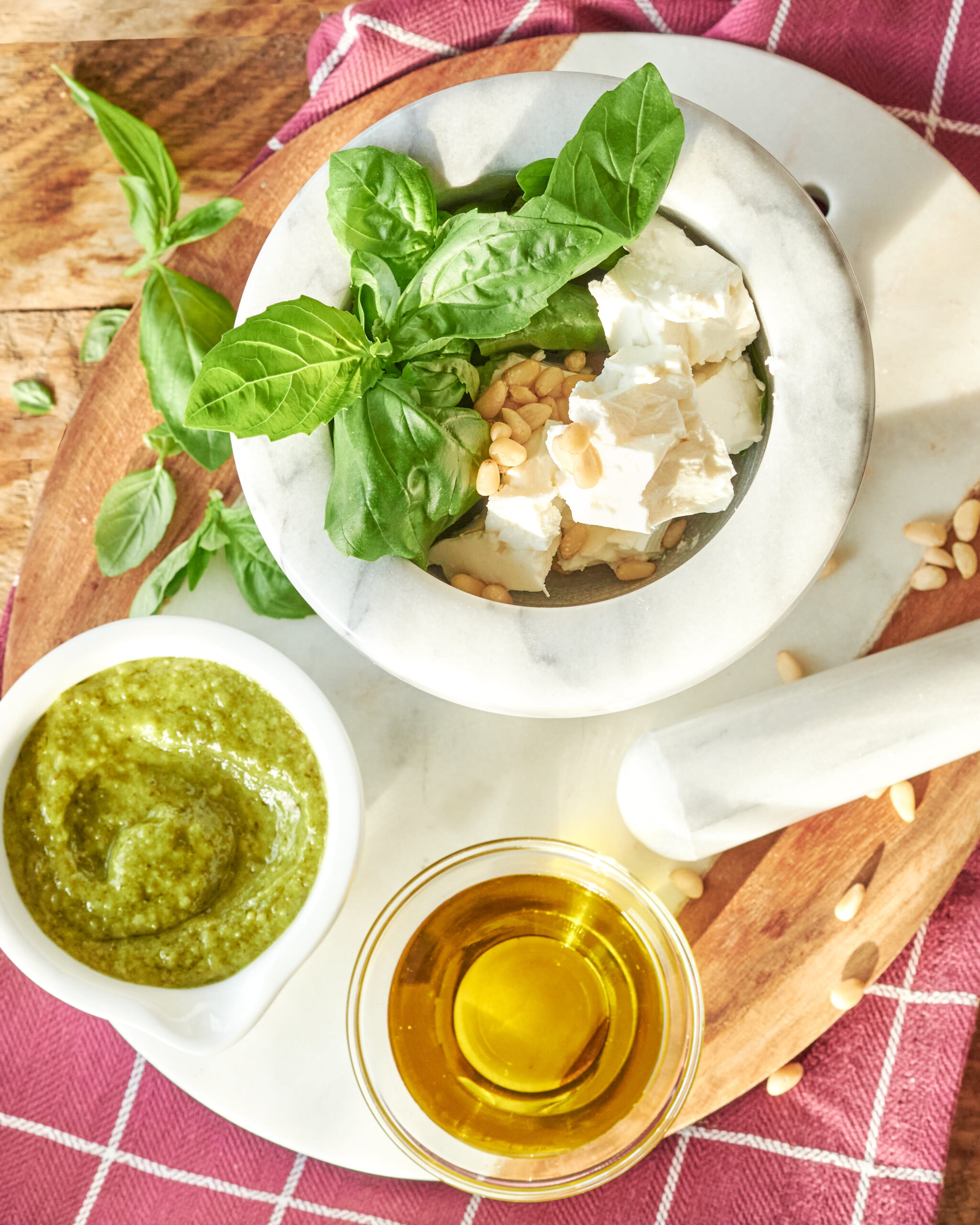 Pesto al basilico con Feta Zorbas