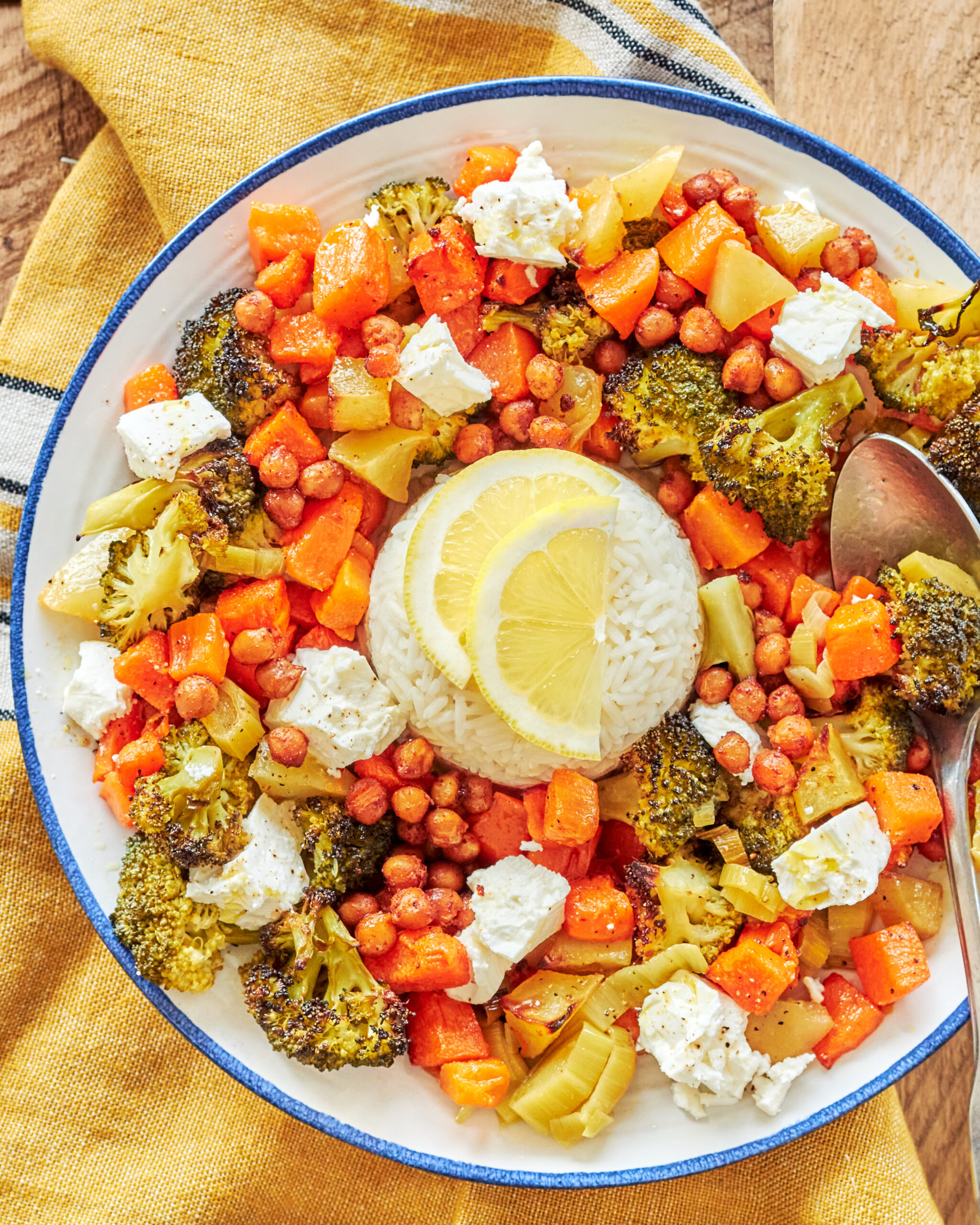 Verdure autunnali con feta Zorbas e riso basmati